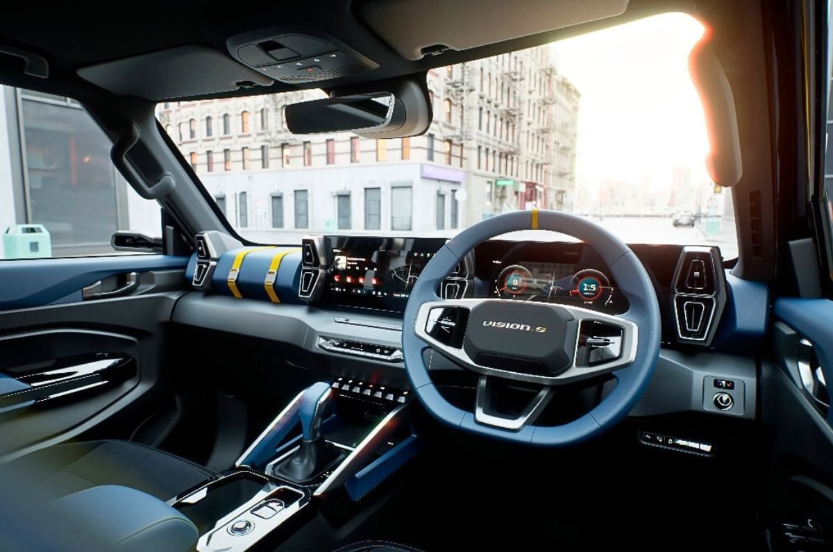 Mahindra Vision S interior image gallery